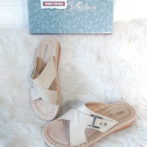 Tender Toonies Women's Beige Open Toe Sandals Size: 9M